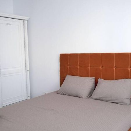 Eliza'S Apartment By Oasis Homes Oradea Εξωτερικό φωτογραφία