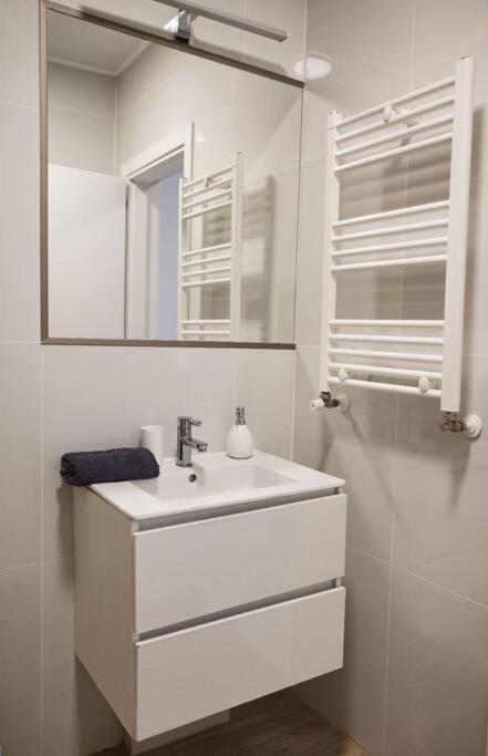 Eliza'S Apartment By Oasis Homes Oradea Εξωτερικό φωτογραφία